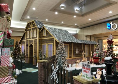 Paddock Mall Christmas Display